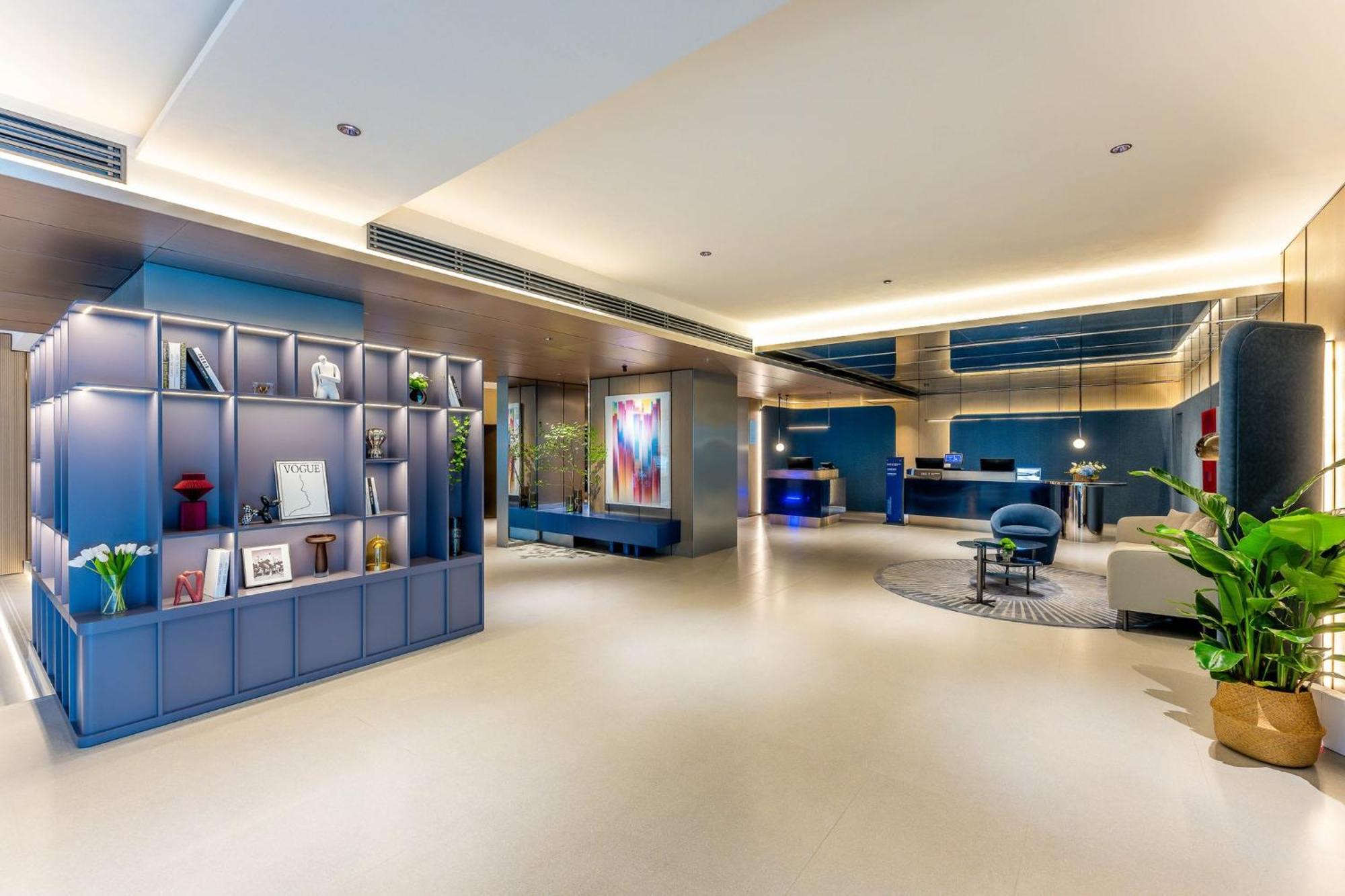 Holiday Inn Express Shanghai Jing'An Temple By Ihg Buitenkant foto