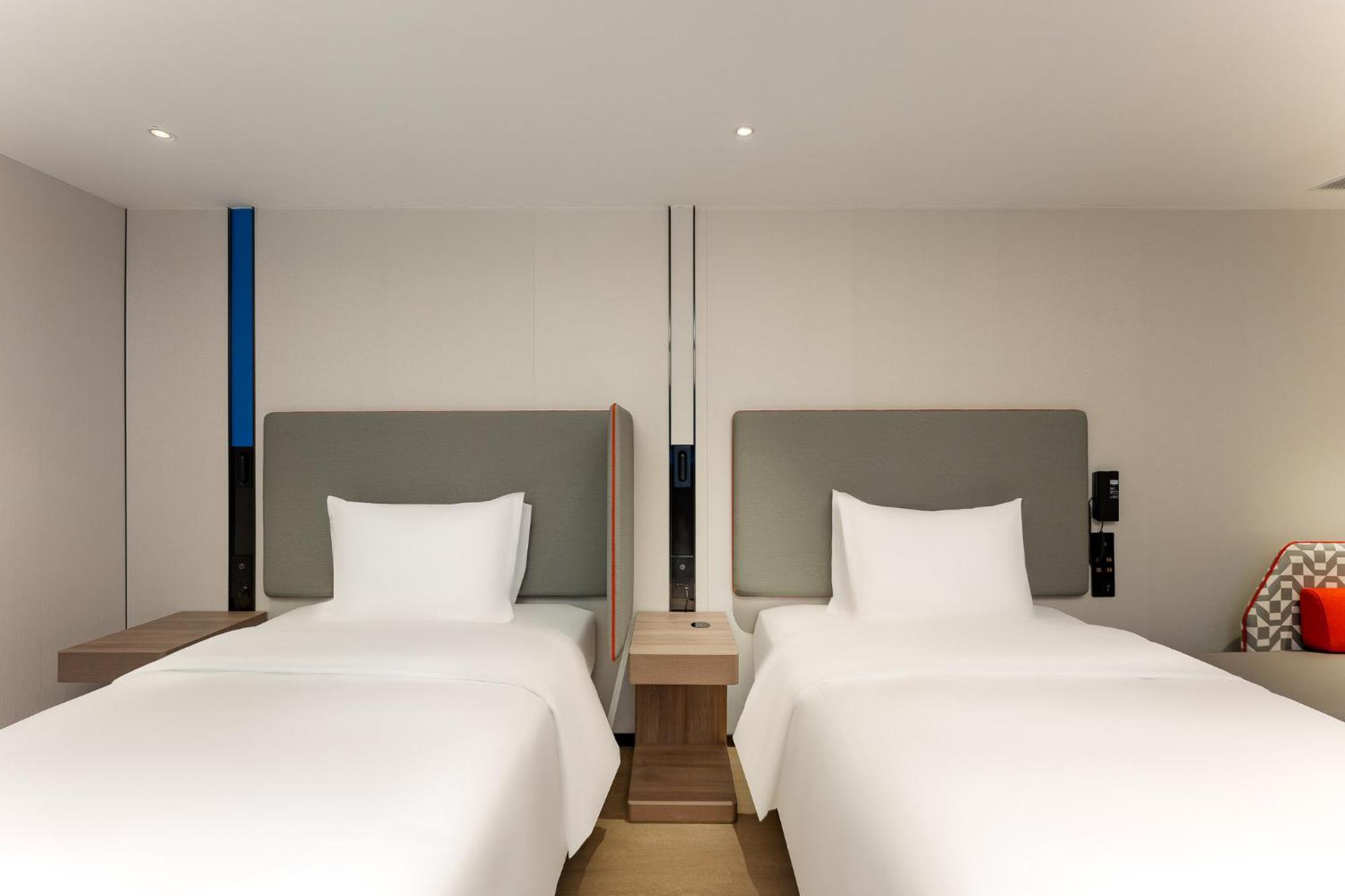 Holiday Inn Express Shanghai Jing'An Temple By Ihg Buitenkant foto